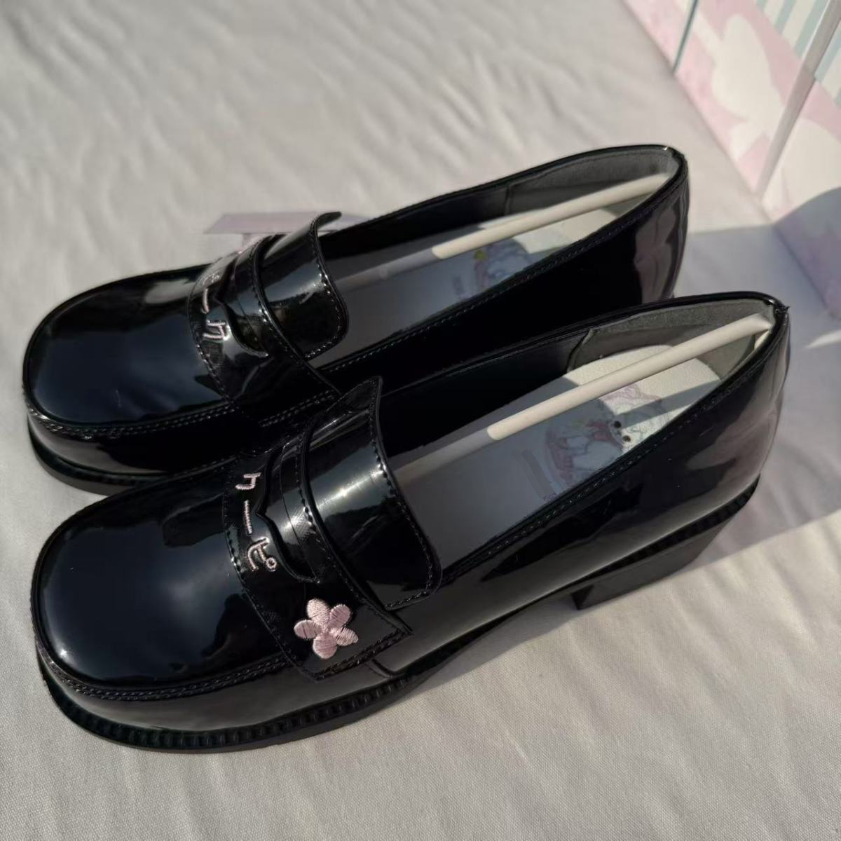 รองเท้าสไตล์ญี่ปุ่นสุดน่ารักสำ - Kitten Heel Women บทวิจารณ์และราคา